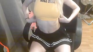 Schoolgirl seduces her boyfriend making a blowjob and fucking with him