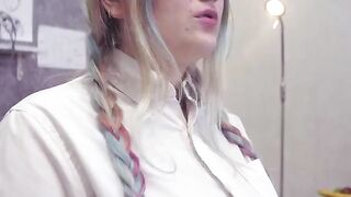 The doctor gave a blowjob instruction to the patient Lovely Dove in a steamy 4K scene