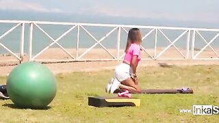 Inkasex: Peruvian beauty doing exercises in the gym is very sexy