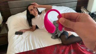 The guy controls the orgasm of his girlfriend using a device