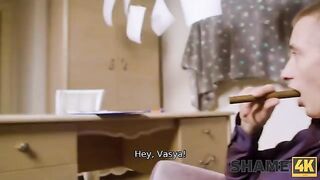 A private detective has more than enough money, but he loves having sex with a hot mature woman