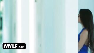 The naughty MILF India Summer advised Arielle Faye on sex and got intimate with her boyfriend
