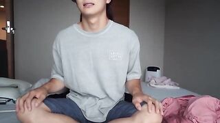 A girl with a great vagina takes control and sits on the guy’s face hard