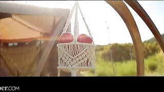 A businessman is shown the wild side of life by a free-spirited Kelsi