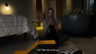 Unboxing with hot Californiababe ended up in sex
