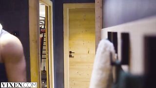 The skier-bunny Sonya has passionate sex in the Alps with her partner