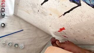A guy helped the post-surgery MILF to complete the picture