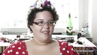 An Amateur Girl with a Shaved Pussy Rubs Herself to an Orgasm