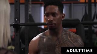 Muscle dude stuffed wet pussy and ass of ebony hottie Zaawaadi