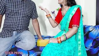First night sex of Indian babe Priya ended with a squirt, and that’s no lie!