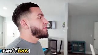 Peter Green is obsessed with the big ass of PAWG Harley King, a stunning sight