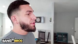Peter Green is obsessed with the big ass of PAWG Harley King, a stunning sight