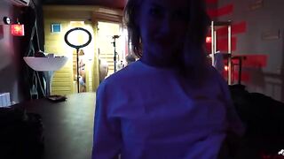 Behind the scene with Wet Kelly - Masturbating while watching actors playing, a true amateur experience