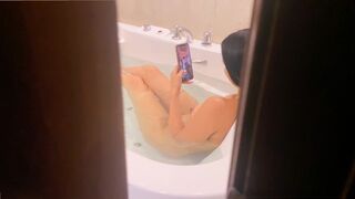 I saw my stepsister naked in the bathtub and we had hard sex