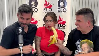 The interview with Elo Podcast ends in a mess and full of cum