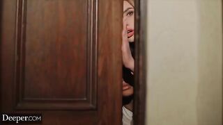 Scarlit Scandal and Kenzie have an intense encounter with a captivating host on Deeper