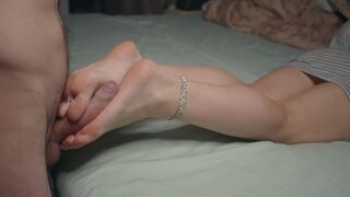 Petite girl shows small feet and foot job skills in exclusive HD