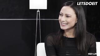Brunette beauty Cassie Del Isla enjoys intense anal sex