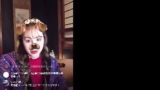 I fucked my big ass girlfriend on an Instagram live stream