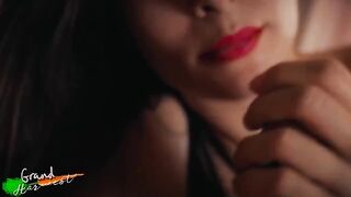 A stepmom with red lipstick fucks me and makes a blowjob