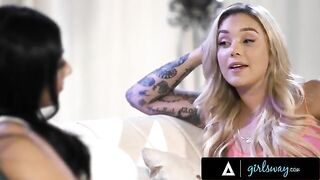 Girlfriends Violet Myers and Kali Roses enjoy passionate scissoring