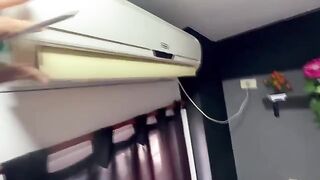 A woman has no money to pay for the AC repairman