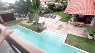 A brunette had sex with a stranger on the beach in a risky spot