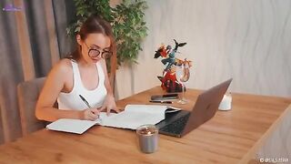 Squirt during Spanish lesson with a naughty girl