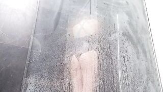 A sweet pussy is being pleasured until a squirt is released