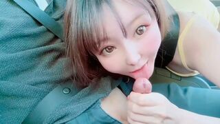 A juicy girl got fucked hard in the car and came with passion