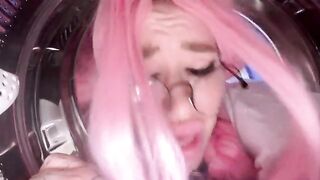 She was doing laundry when she got stuck in the washing machine