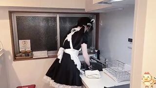 When a friend is still an entertainer, it’s like a cosplay show