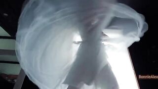 The bride accidentally found a dress and had sex with the best man