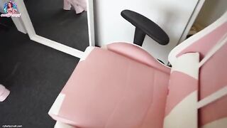 A girl showed her blowjob skills to her stepbrother in the video