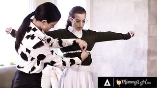 Penny Barber, stacked stylist, makes shy teen succumb to lust