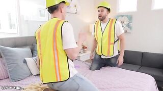 Petite beauty thanks movers with her wet pussy