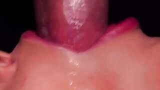 CLOSE UP: Best condom milking blowjob! She broke the condom