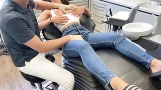 A hot doctor checked the girl’s mouth and pulled out his cock