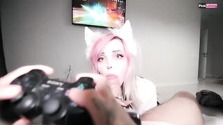 Babe fucked while I play Genshin Impact, a perfect combination