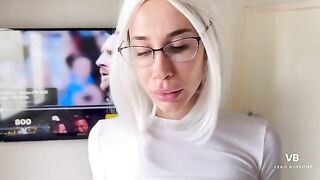 A mother seduced her son's best friend to make love