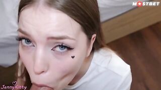 The delivery girl was so sexy that the guy couldn’t resist fucking her