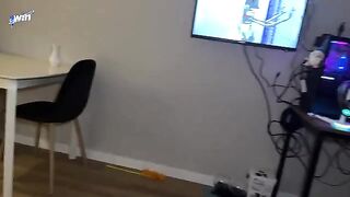 A stepsister wants to taste her stepbrother's cock - a steamy, exclusive scene