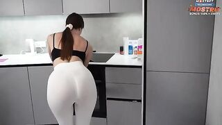 A cleaning lady polished the cock of a rich guy