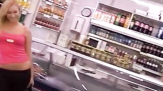 A gorgeous thief got fucked at the cashier’s counter