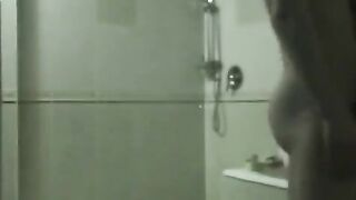Drunk brunette has sex in the bath with her boyfriend