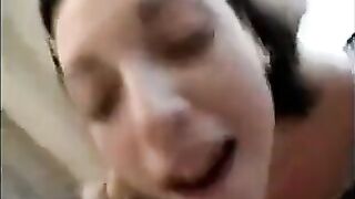A friend cleaned the ass and pussy of her friend, it was a mess