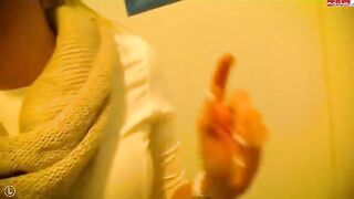 Girl came to the toilet and found a guy to fuck with