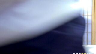 A sexy blonde girl got on the dick after her training, she is very flexible