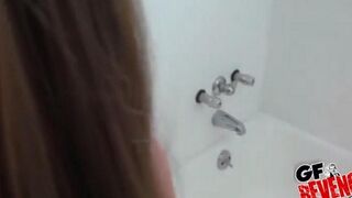 Homemade blowjob scene 2 - EPORN - Beautiful brunette with nice butt