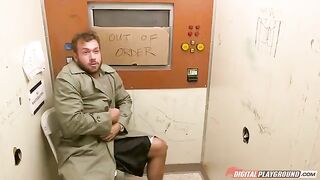 Guy came to the house of Eva Lovodi and got sperm inside